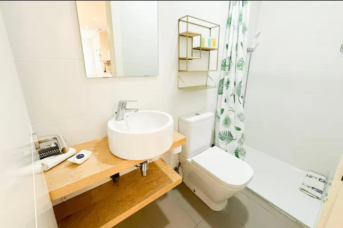 Apartment Ampio 2 Camere Al Centro E 15 Minuti Dalla Spiaggia,La Casa Di Ceffo Malaga Spain